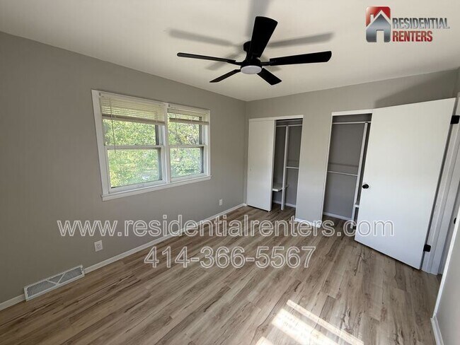 Building Photo - 5824 N 117th St