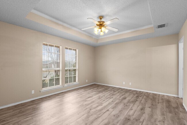 Building Photo - 2503 Hoya Dr