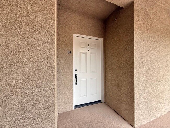 Building Photo - 7653 Mission Gorge Rd