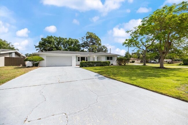 Building Photo - 1169 Carmella Cir