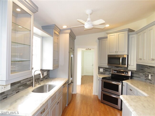 Building Photo - 4235 Redonda Ln