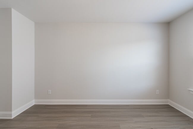 Building Photo - 3642 Trull St