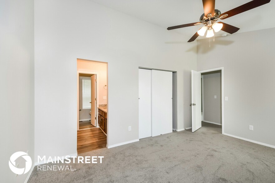 Building Photo - 140 Lamplighter Way