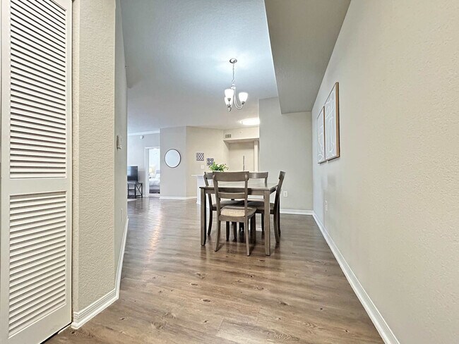 Building Photo - 9533 Magnolia Blossom Dr