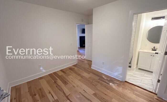 Building Photo - 4422 Edelweiss