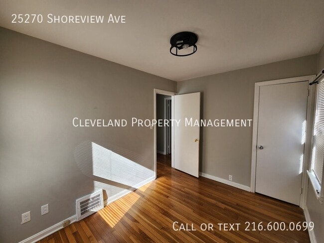 Building Photo - 25270 Shoreview Ave