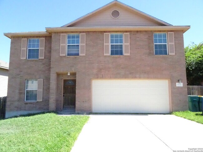Primary Photo - 9711 Copper Rise