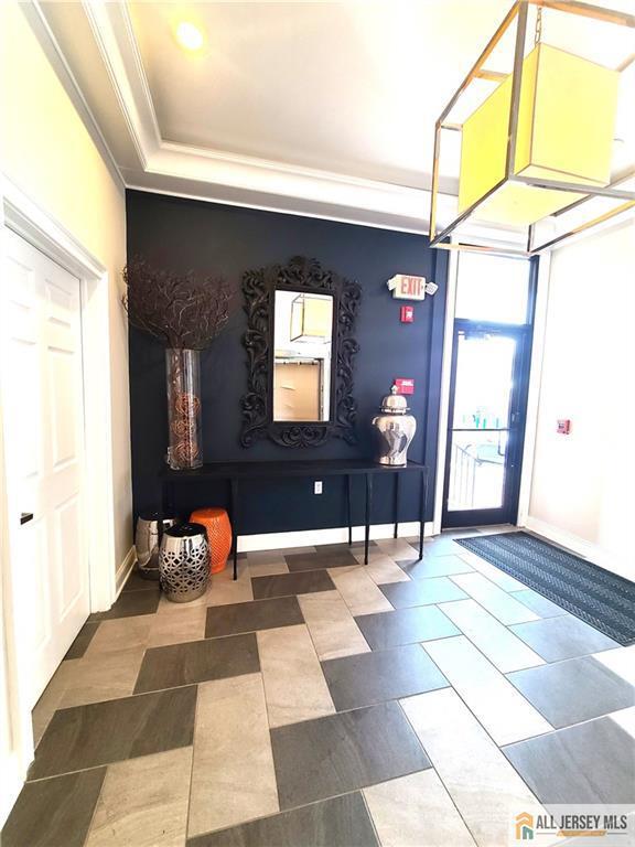 Building Photo - 459 Main St