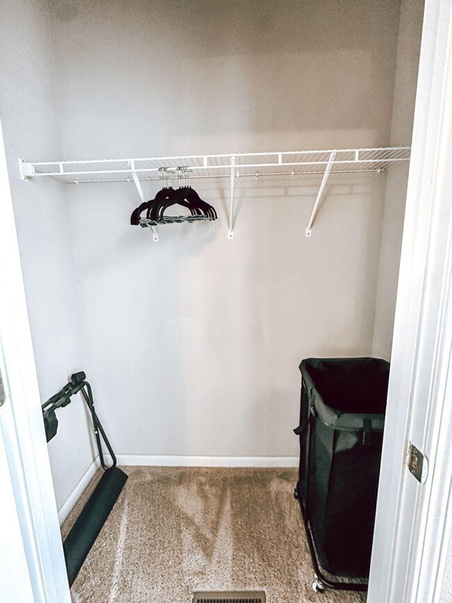 Building Photo - 525 S Patterson Dr