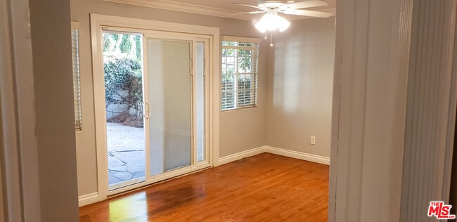 Building Photo - 7544 Flight Ave