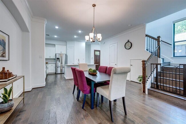 Building Photo - 1208 Peden St