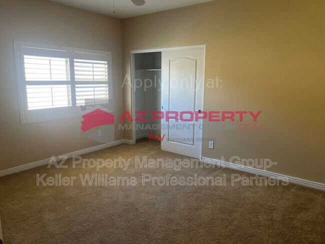 Building Photo - 27319 N Covered Wagon Rd