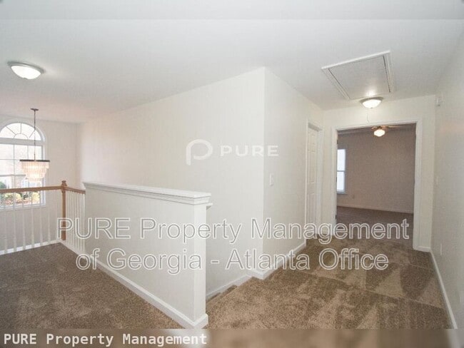 Building Photo - 4363 Walforde Blvd