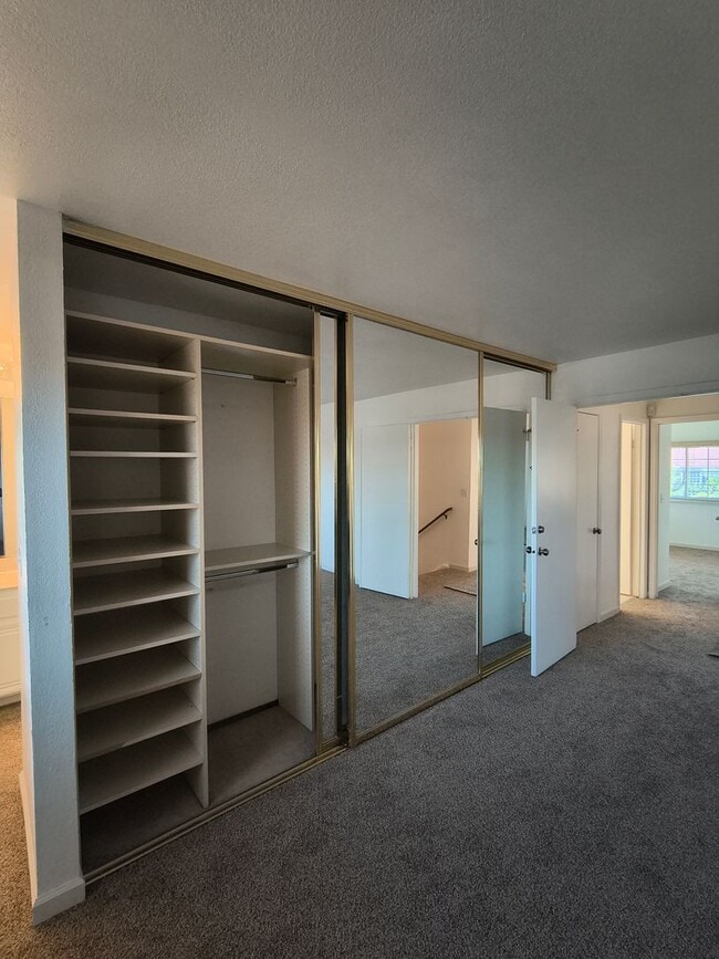 Building Photo - Beautiful and Spacious Two Story 4 Bed/3 Bath Home For Rent In Hercules!!!