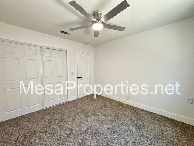 Building Photo - 13626 Sea Gull Dr
