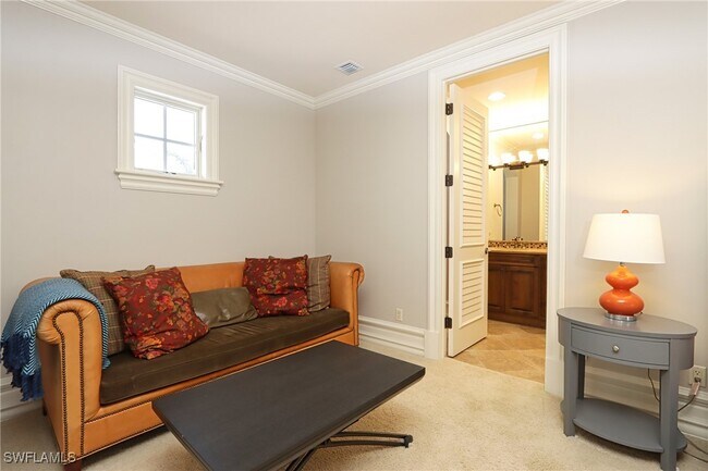 Building Photo - 750 Portside Dr
