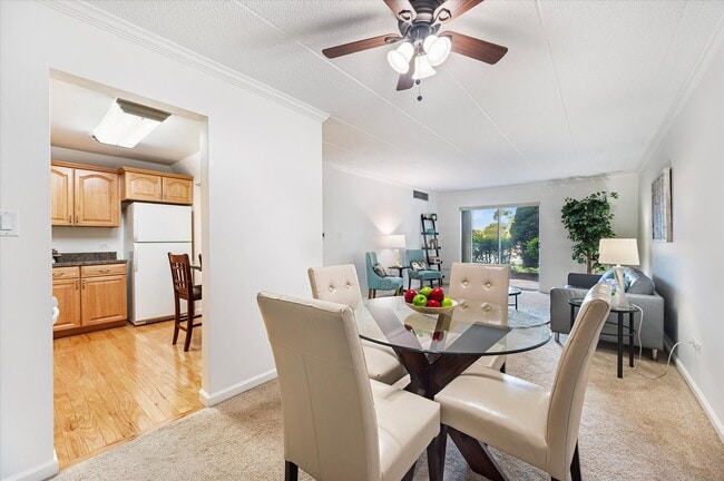 Building Photo - 100 W Butterfield Rd