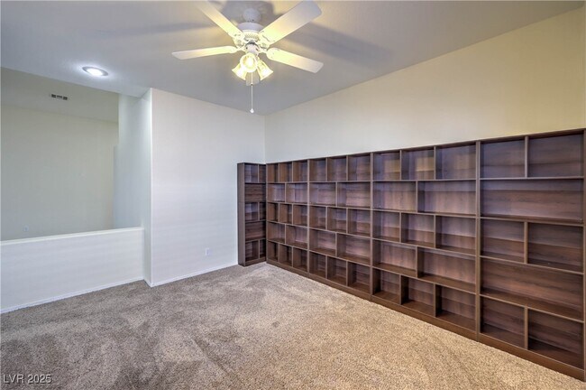 Building Photo - 10504 Narra Pl