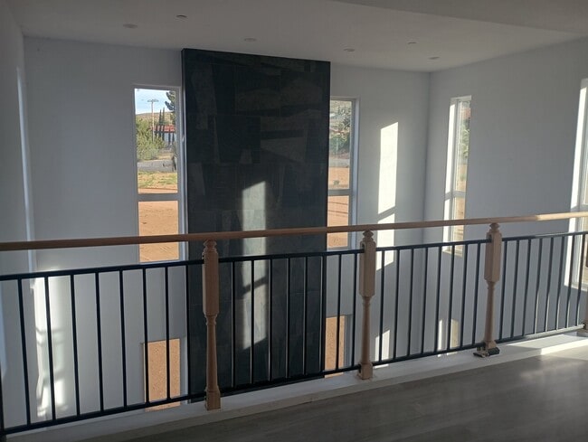 Building Photo - 36635 El Camino Dr