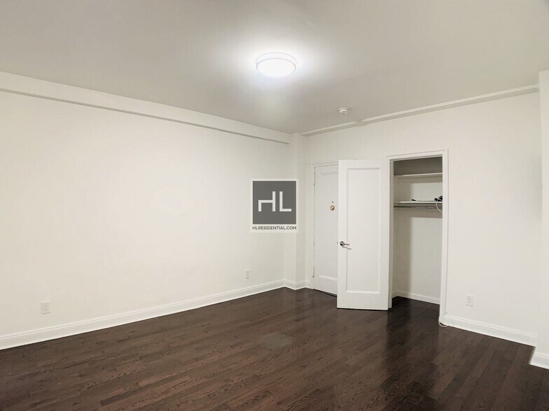 Building Photo - EAST 46 STREET