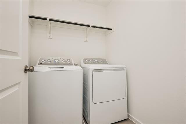 Building Photo - 2720 Mistwood Dr