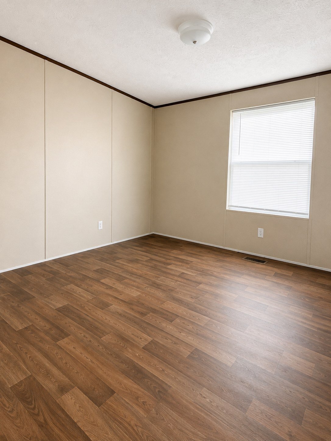 Building Photo - 125 Clays Ct