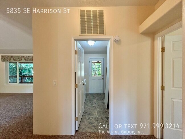 Building Photo - 5835 SE Harrison St