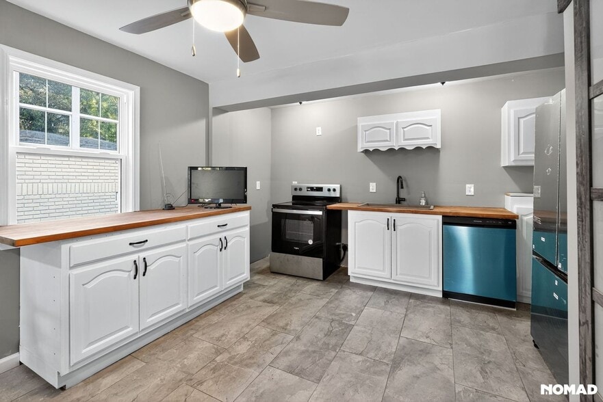 Building Photo - 1604 Westwood Ave SW