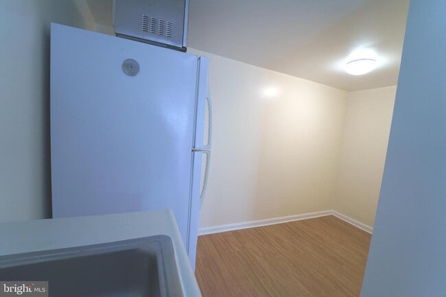 Building Photo - 2208 Bucknell Terrace