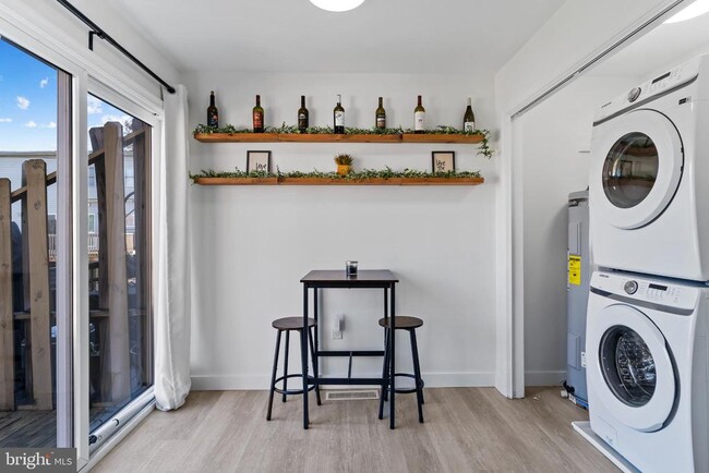 Building Photo - 2309 N 2nd St