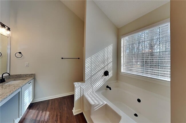 Building Photo - 7045 Treeline Dr