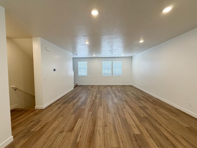 Building Photo - 502 S 1140 W