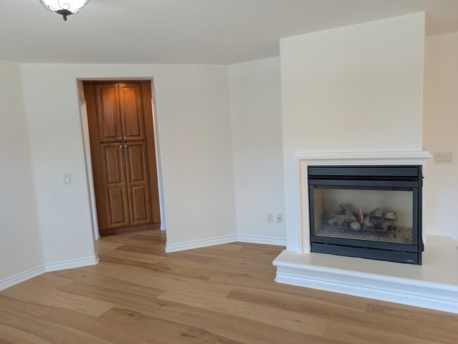 Building Photo - 19335 Laroda Ln