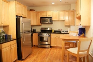 Building Photo - 23 Aspinwall Ave