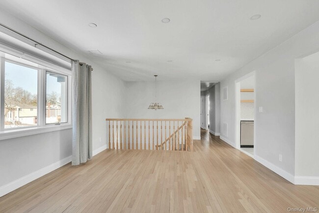 Building Photo - 89 Harvest Ln