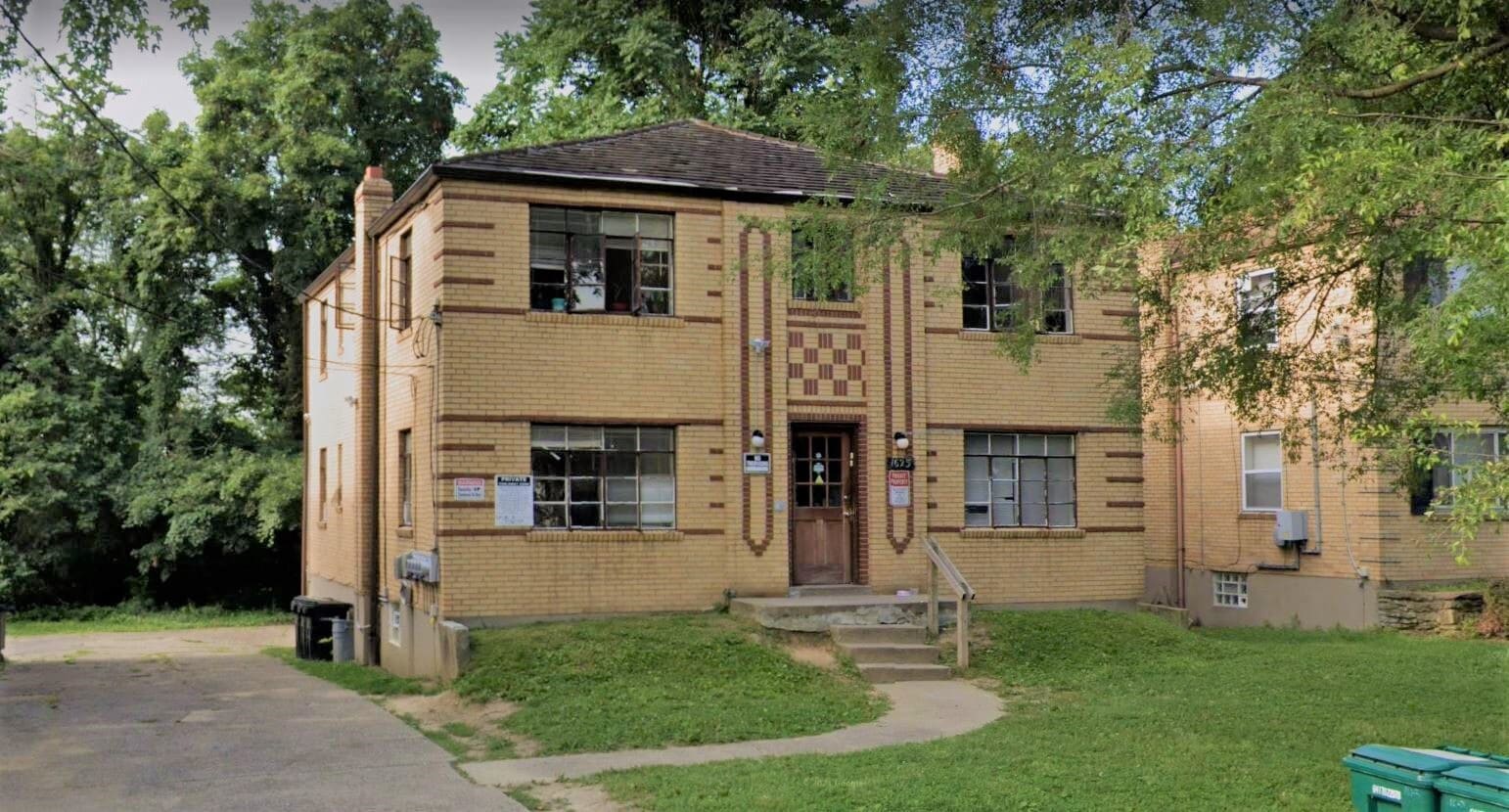 Building Photo - 1623 Summit Rd