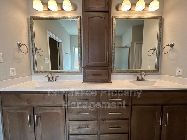 Building Photo - 7205 Tesoro Trl