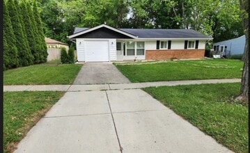 Building Photo - 1707 Winthrop Ln