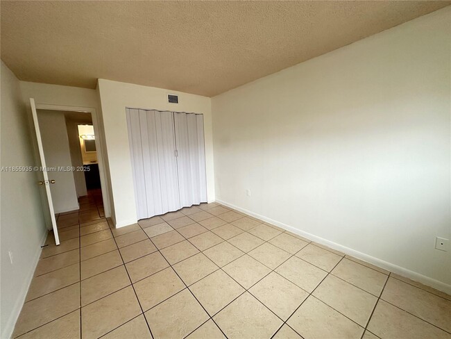 Building Photo - 3600 NW 21st St