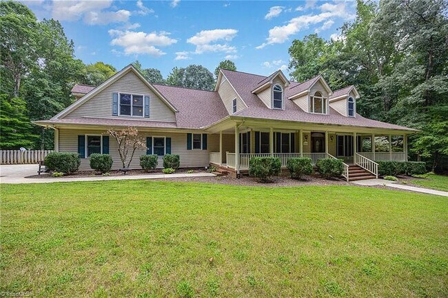 Building Photo - Earn Wealth While Leasing - Like a Homeowner - Lease to Own