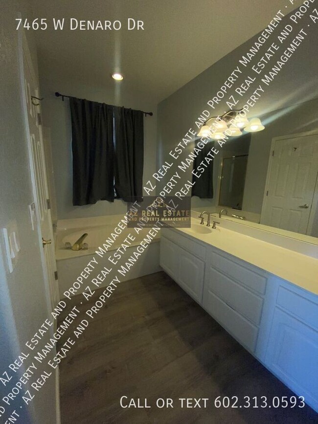 Building Photo - 7465 W Denaro Dr