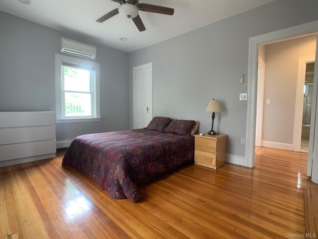 Building Photo - 1-41 Beach 125th St