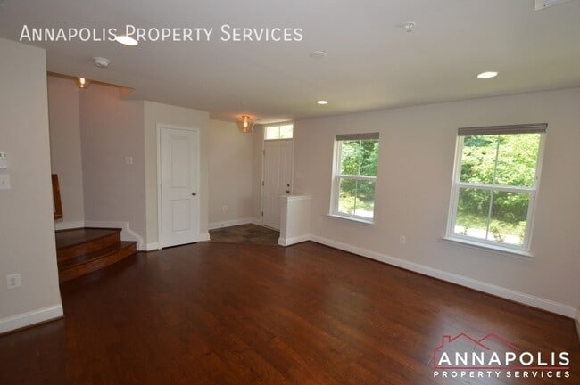 Building Photo - 114 Waterline Ct