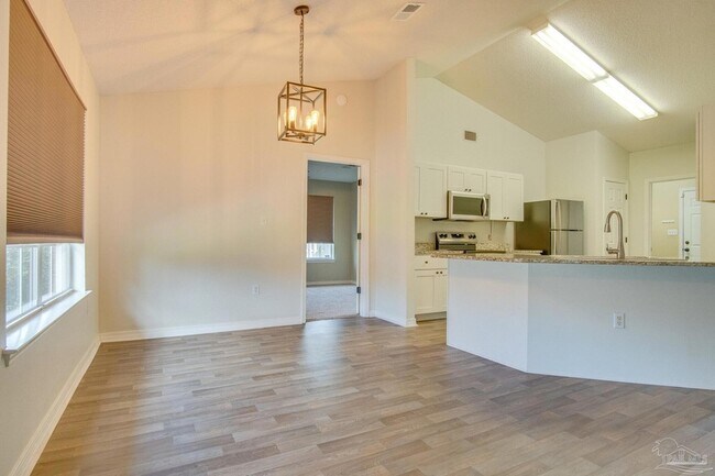 Building Photo - 2136 Ainsdale Ct
