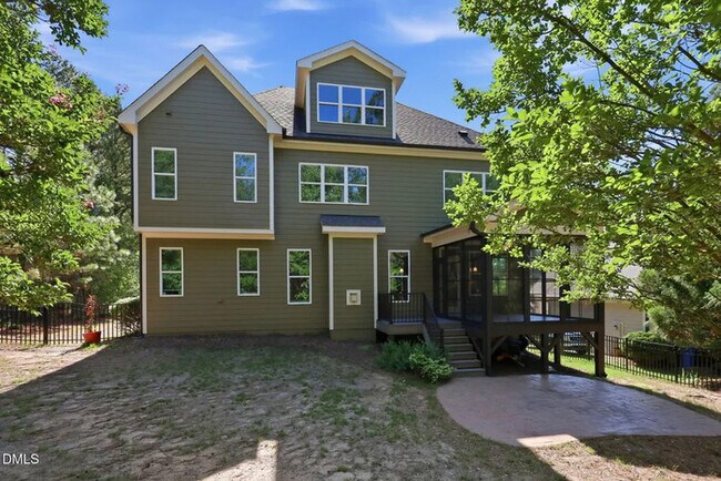 Building Photo - Lease OR Lease to Own