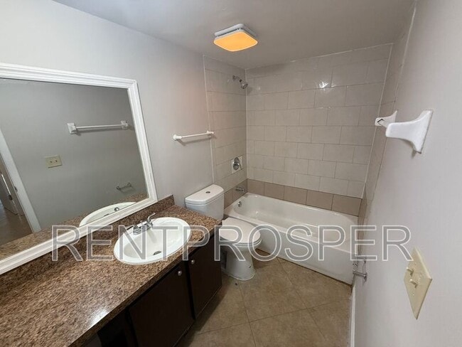 Building Photo - 4151 S Semoran Blvd