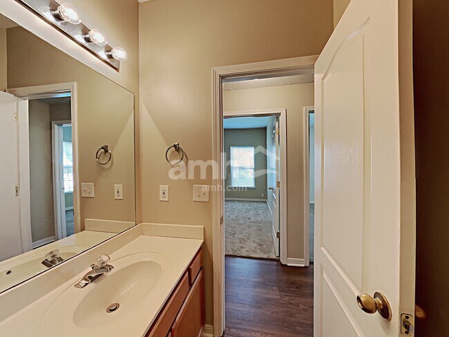 Building Photo - 2800 Rader Ridge Ct