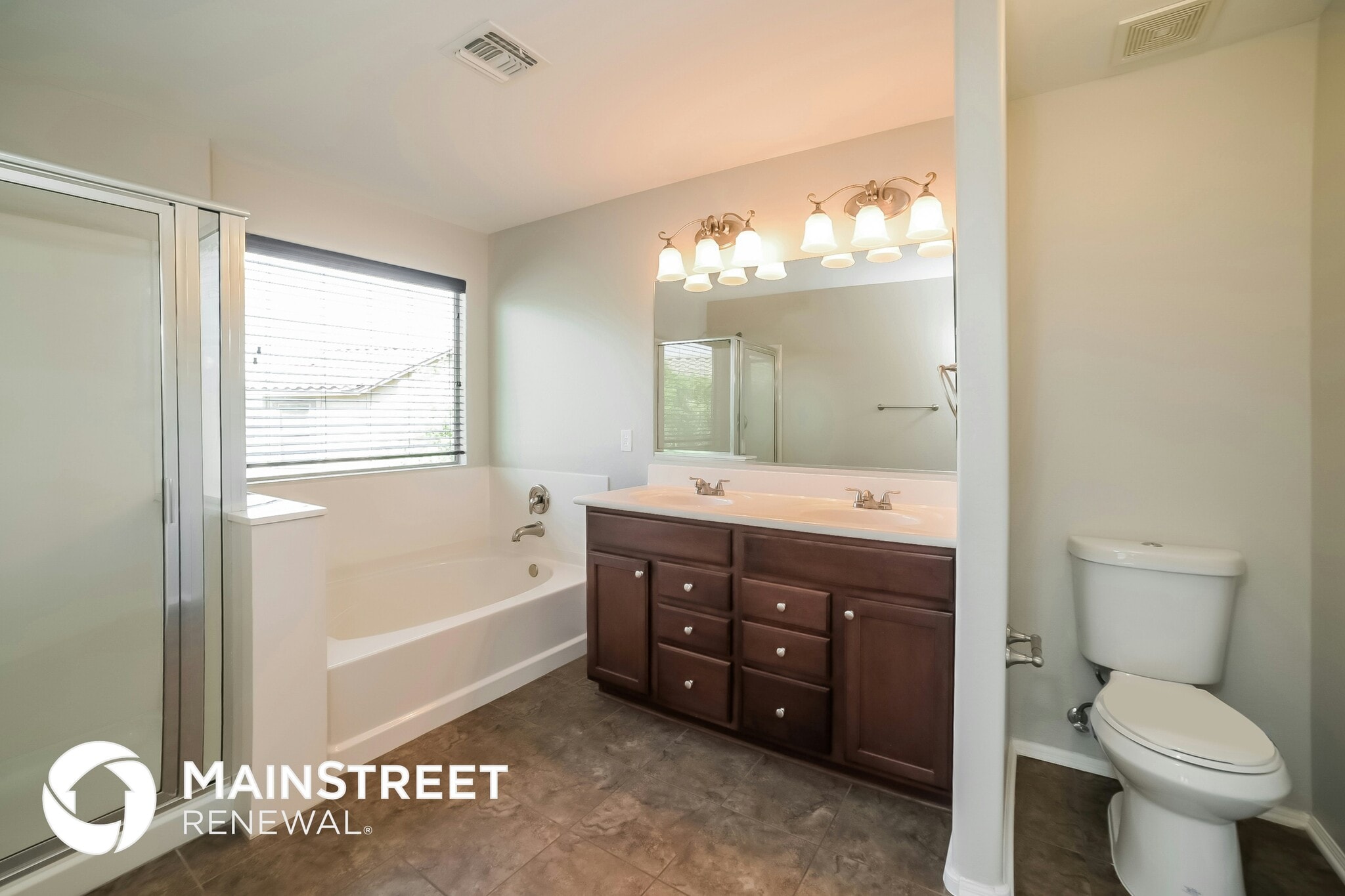 Building Photo - 4922 N 110th Ln