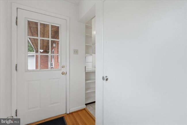 Building Photo - 3044 N Frederick Pike