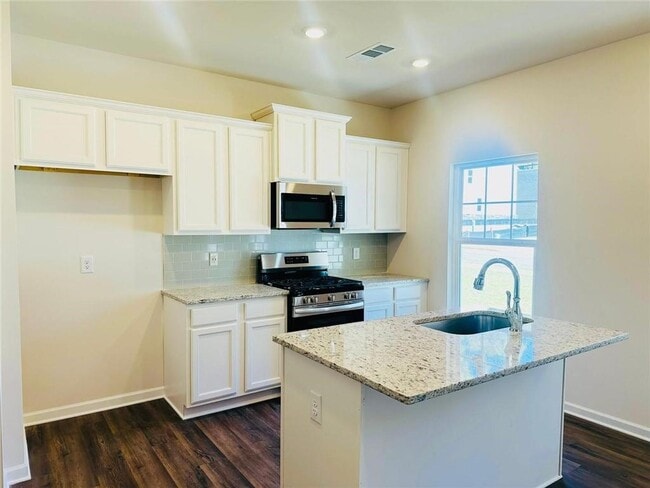 Building Photo - 134 Berry Dr